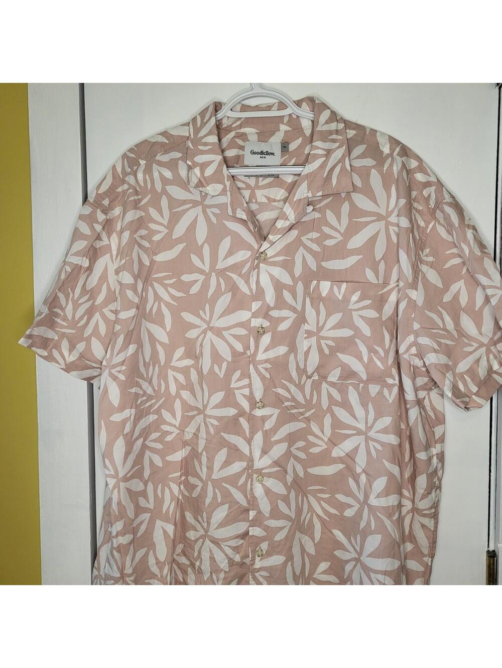 Goodfellow & Co men XL floral print short sleeve button-down shirt in ash pink